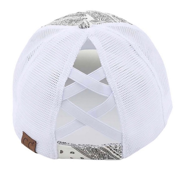 C.C. Brand paisley print messy bun adjustable cap, cross cross stretch. - Picture 2 of 2